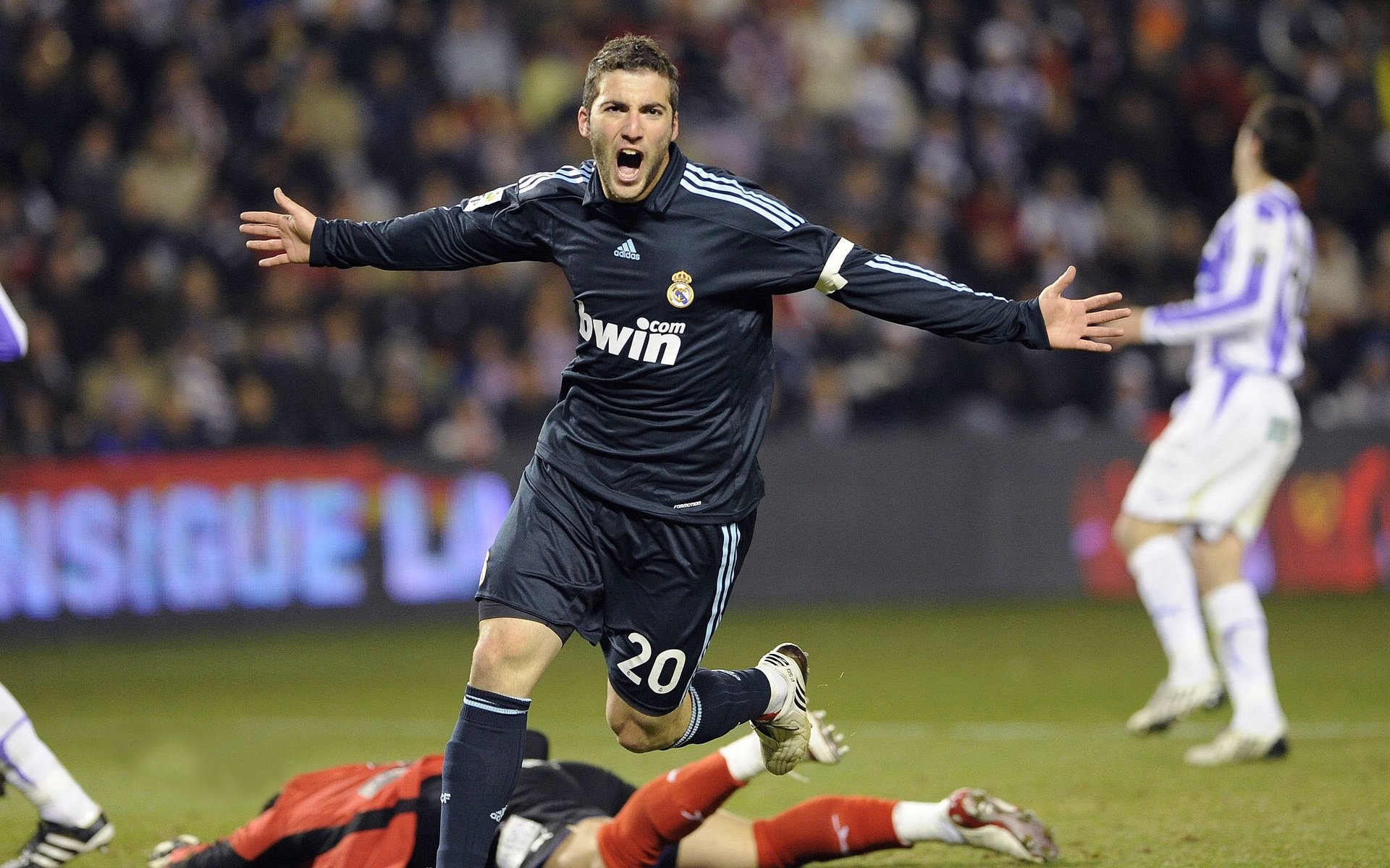 “中国足球产业持续融合发展,市场潜力巨大”,中国足球产业发展报告